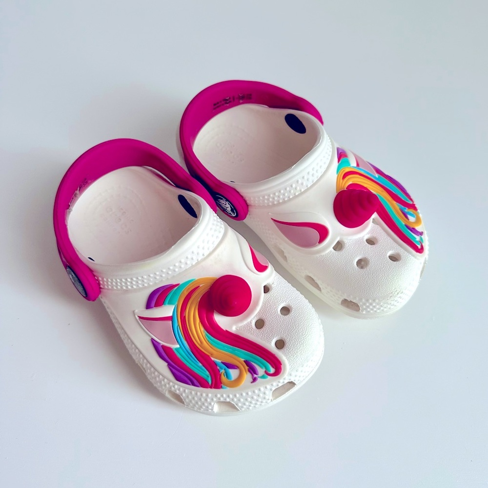 CROCS Unicorn toddler girl 6C